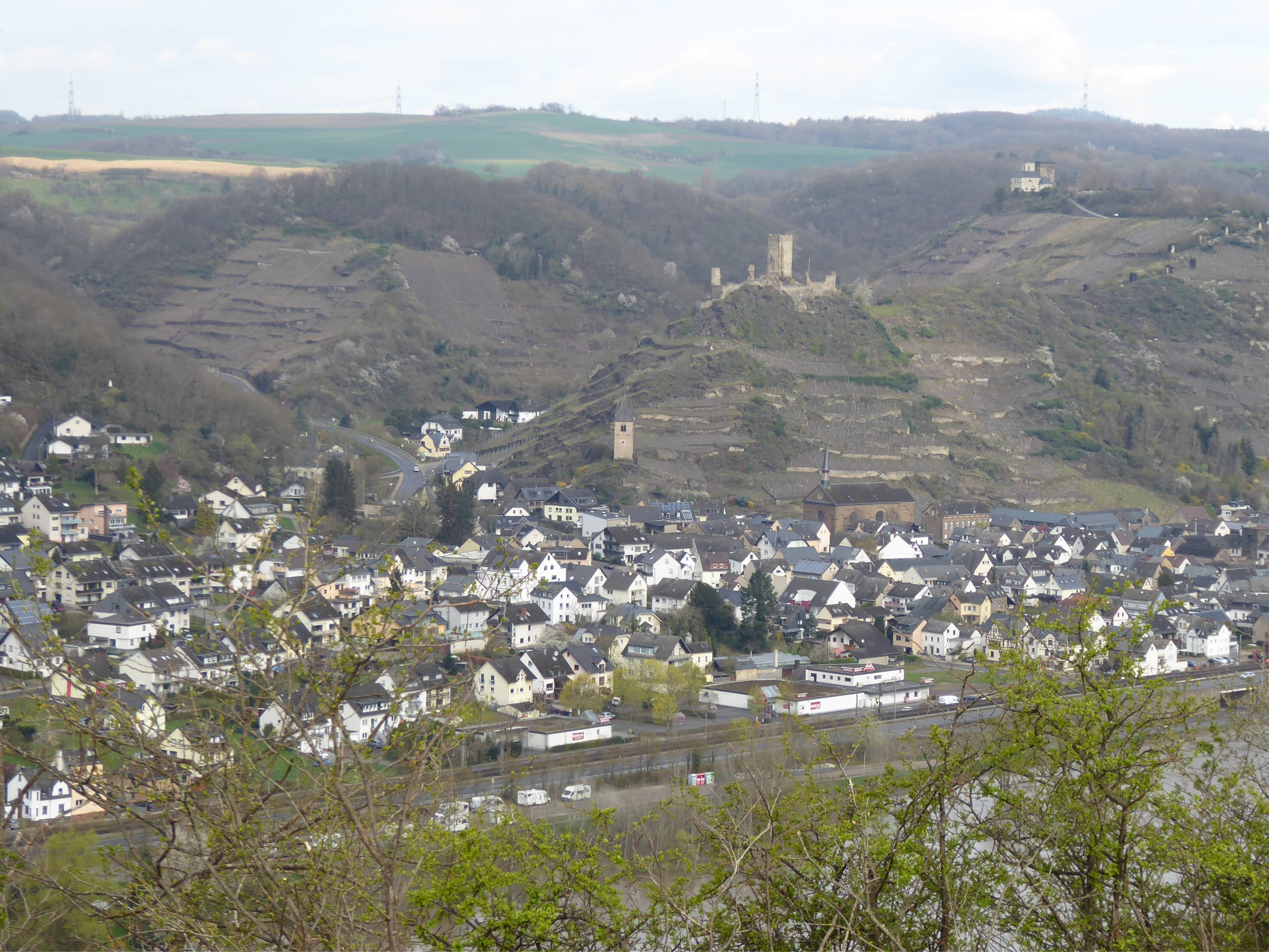 Moseltal bei Kobern